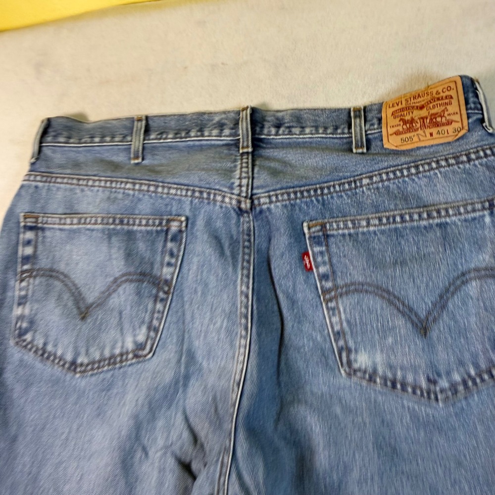 Levis 505 Regular Fit Mens Medium Wash Blue Straight Leg Denim Jeans 40x30
